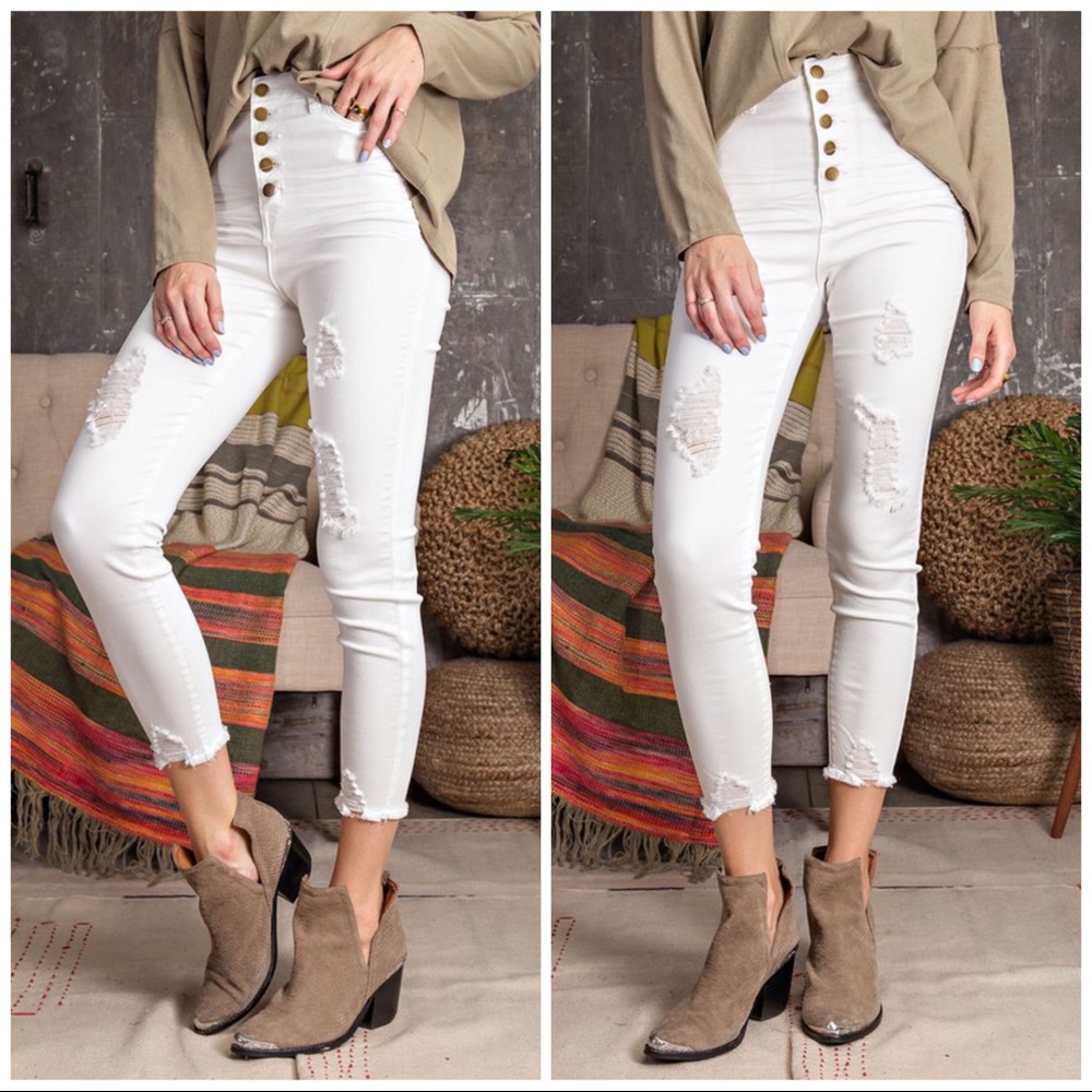 ✨HP✨ Button Down Front Distressed Pants - Picture 3 of 4